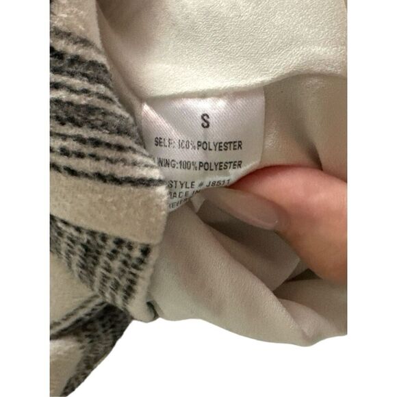 BOHME button front plaid soft collared blazer jacket with pockets sz S women’s p - Picture 7 of 7